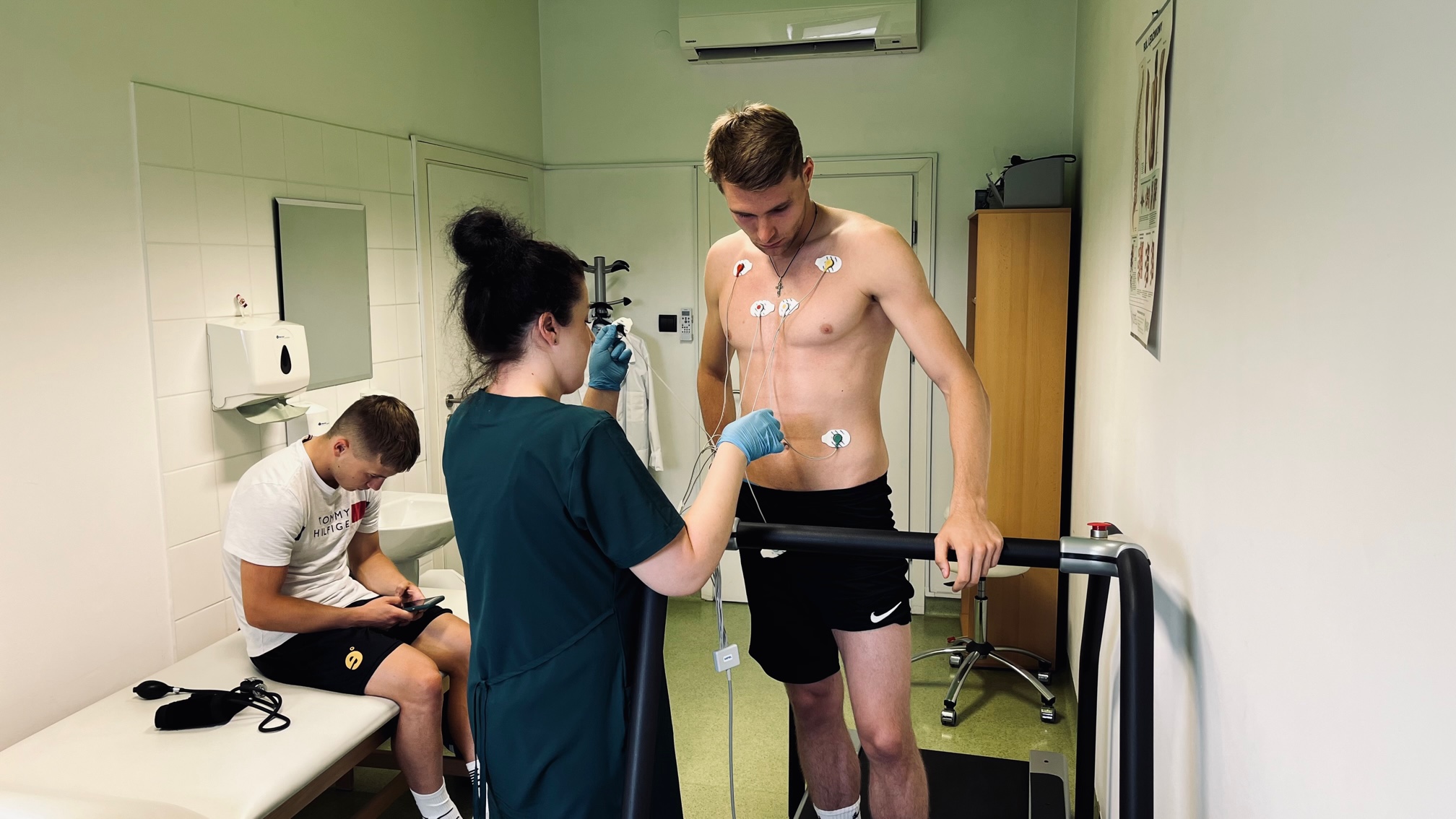 Zawodnicy Star Starachowice podczas testu wysiłkowego